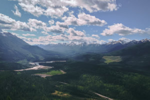 Ausblick Kicking Horse und Beaverfoot River Valley